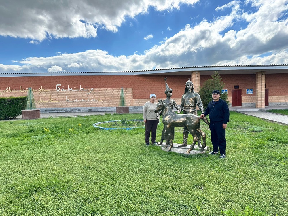 Ақтөбе қаласынан келген қонақтар