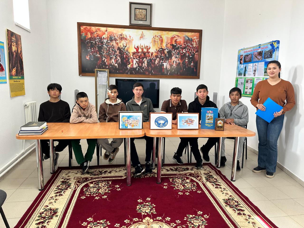 Қазақстан халқы Ассамблеясына 30 жылдығына орай мектеп оқушыларына дәріс оқылды